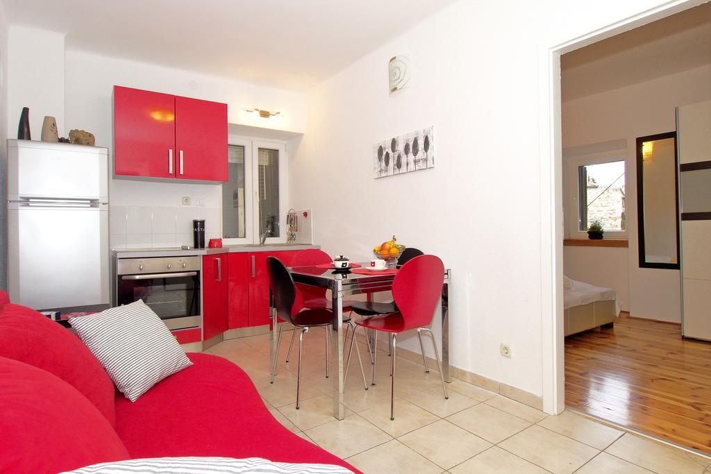 Apartment Nika Split Buitenkant foto
